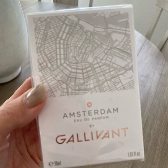 NIB Amsterdam Eau De Parfum by Gallivant 1.01 FlOz - Picture 2 of 3